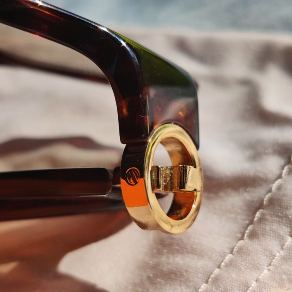Tory Burch Tortoise Sunglasses - Picture 4 of 12